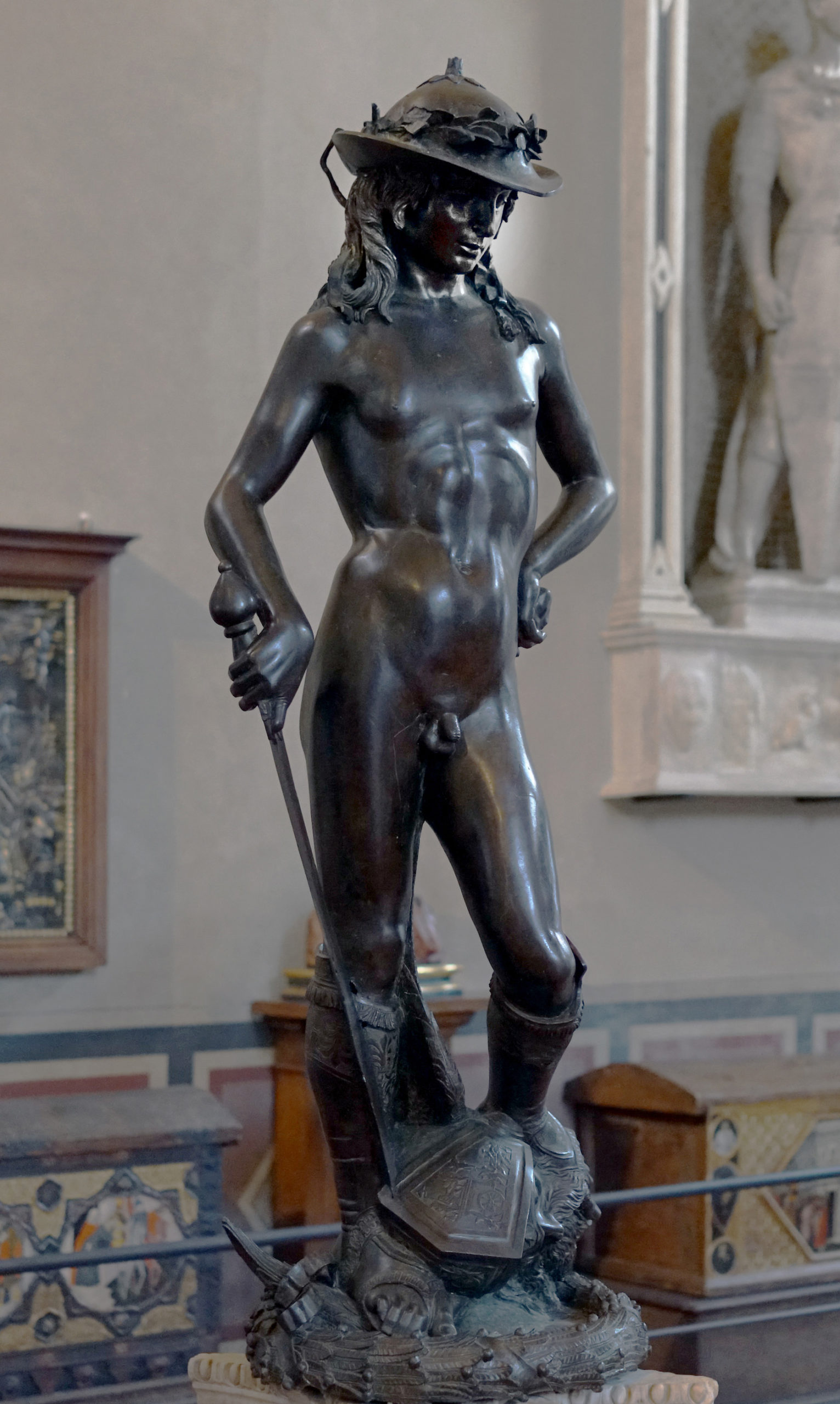 How did Michelangelo and Donatello make David explore their statue styles now