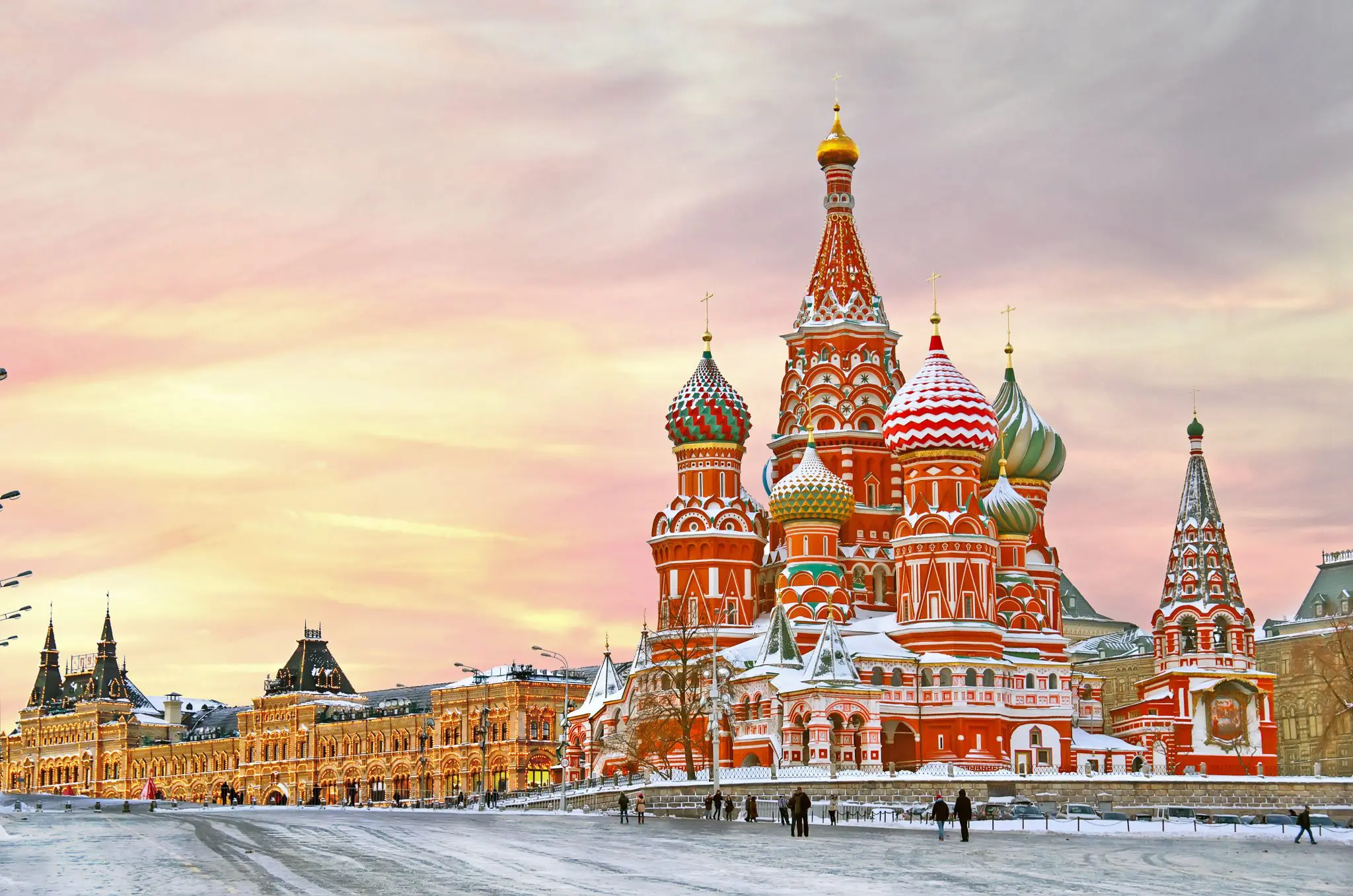 Planning to see popular landmarks in Russia? Discover these must visit spots for an amazing trip.