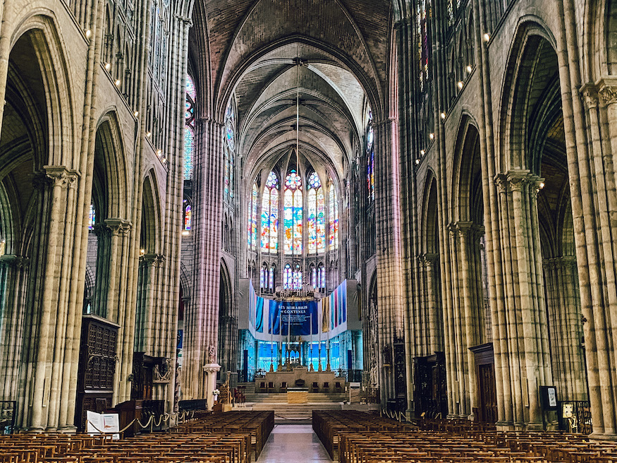 Why visit the Basilica of St Denis? Discover 3 key reasons for tourists now.